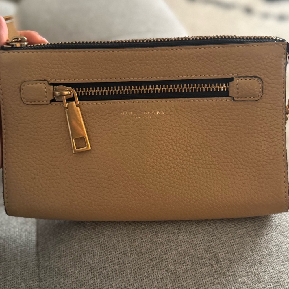 Marc Jacobs Tan Pebbled Leather Crossbody with Gold Hardware